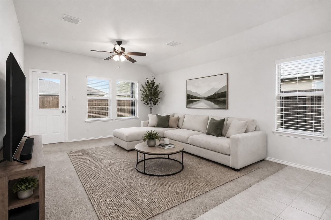 125 Running River Dr - Photo 5 of 10