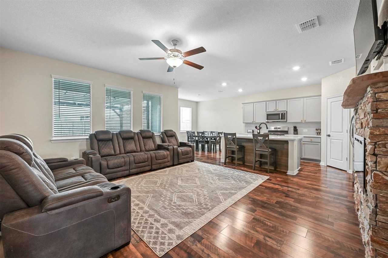 116 Mills Dr - Photo 6 of 29
