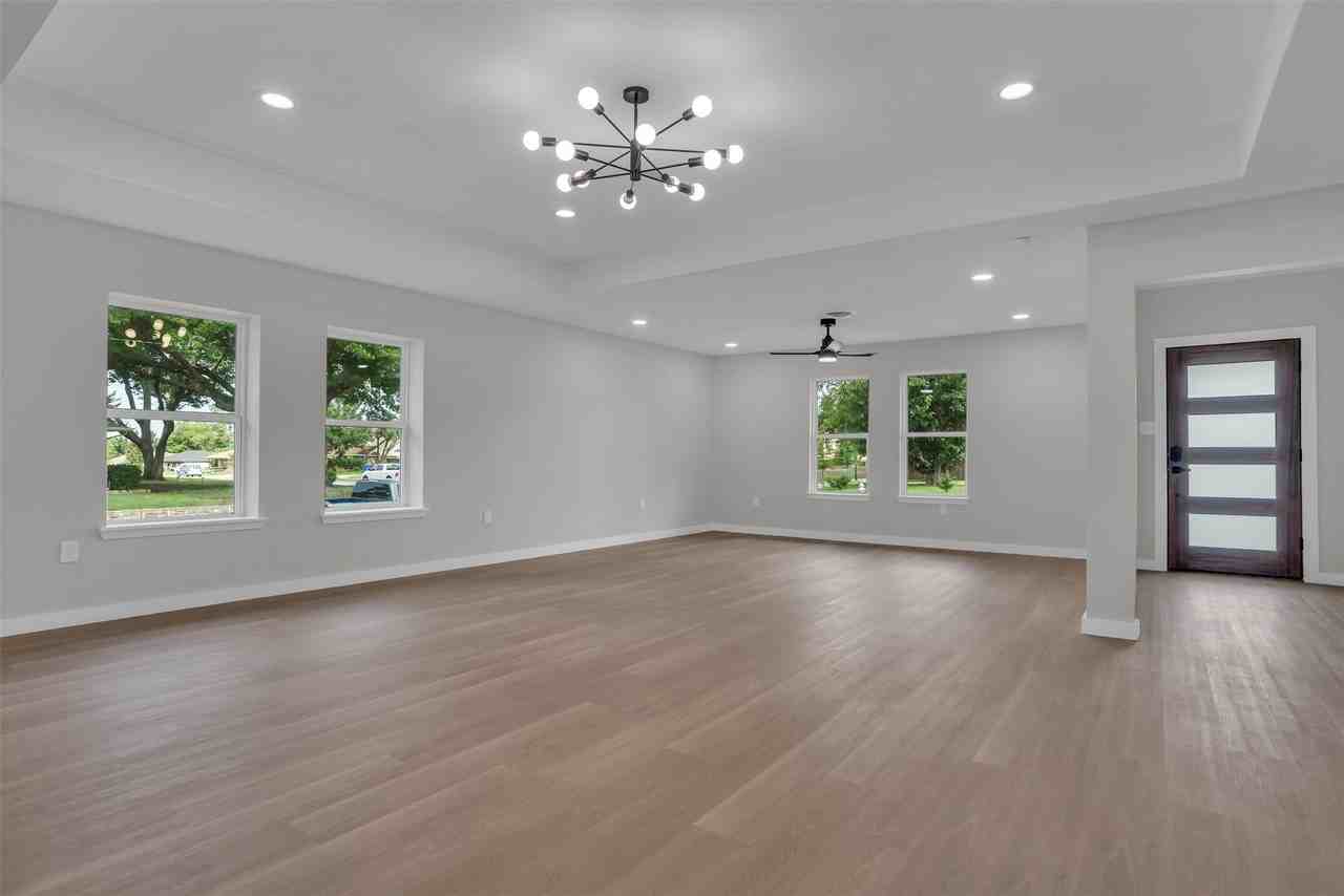 1822 Gravley Dr - Photo 7 of 16
