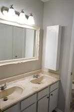 2415 S Graham Dr - Photo 6 of 10
