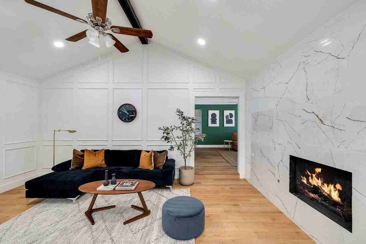1402 Tiffany Forest Ln - Photo 3 of 37