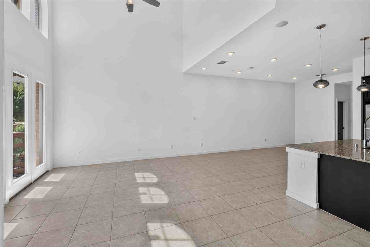 309 Sugarmaple Ln - Photo 5 of 27
