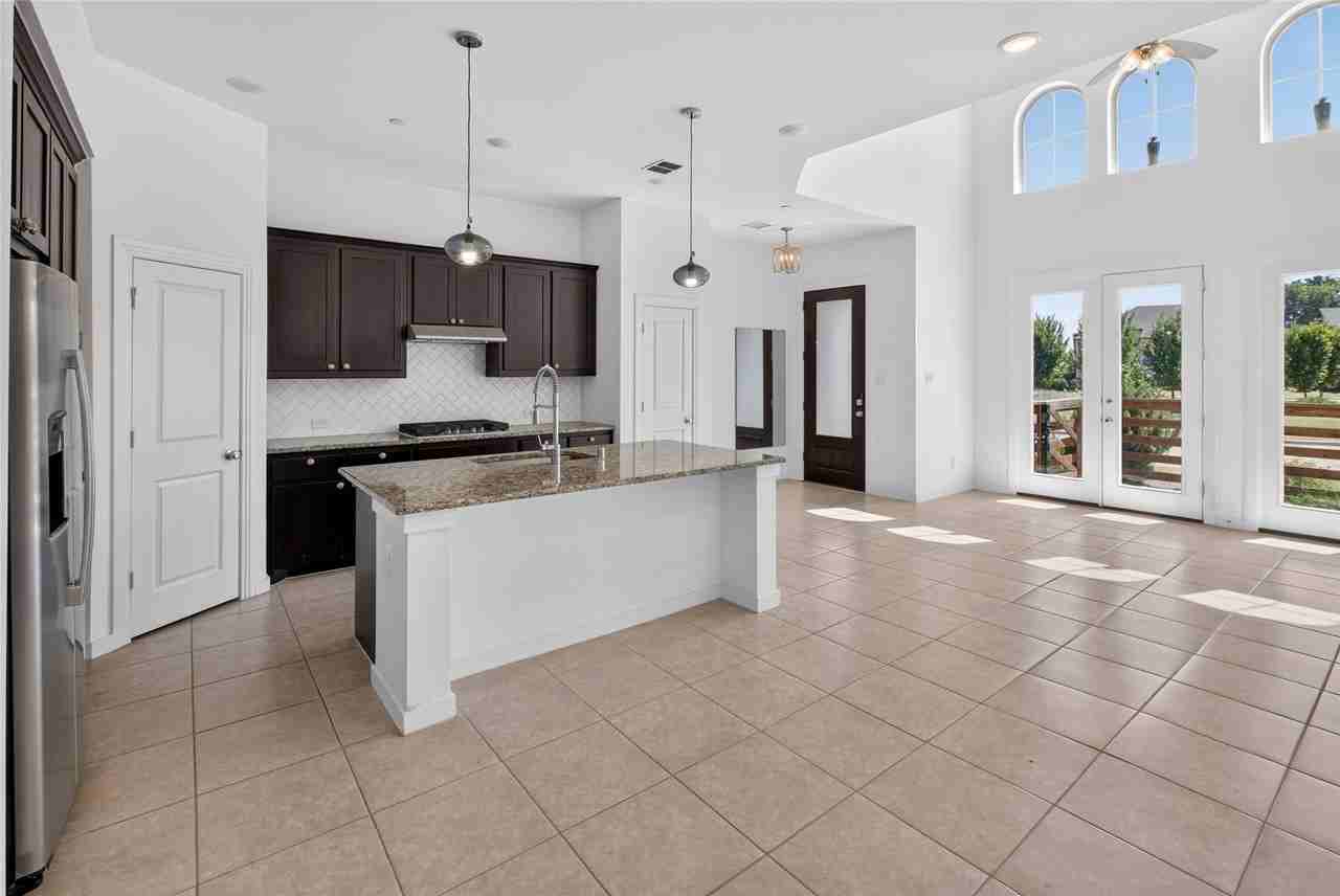 309 Sugarmaple Ln - Photo 6 of 27