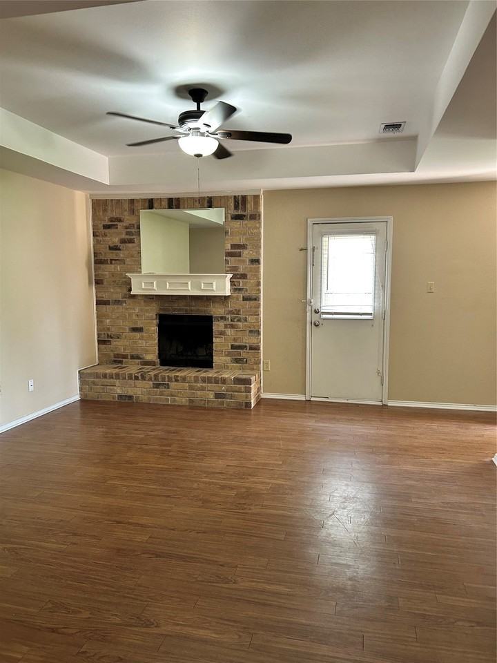 6532 Central Ave - Photo 2 of 10