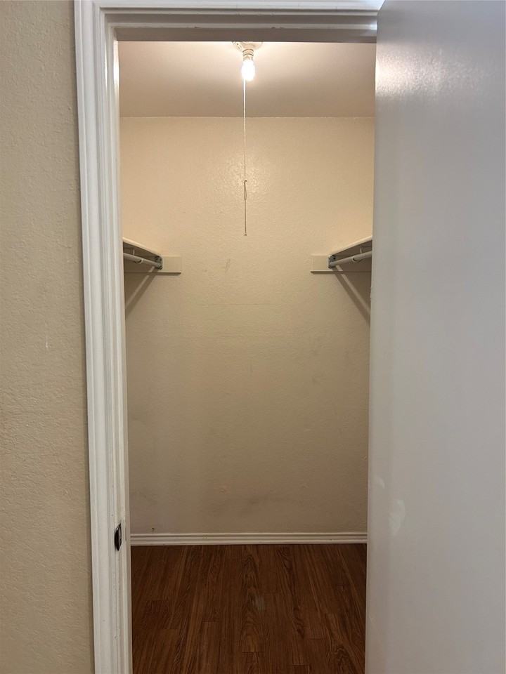 6532 Central Ave - Photo 5 of 10