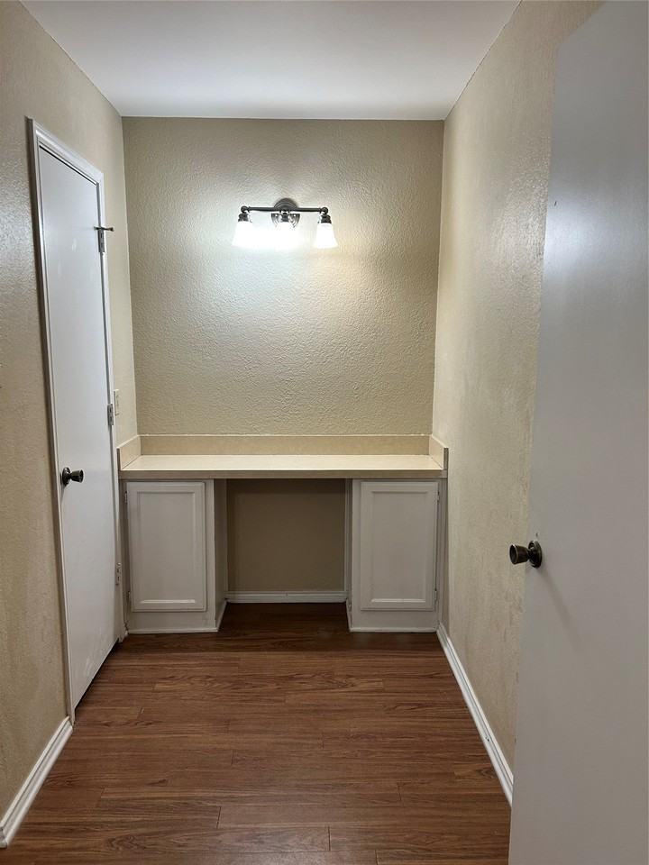 6532 Central Ave - Photo 6 of 10