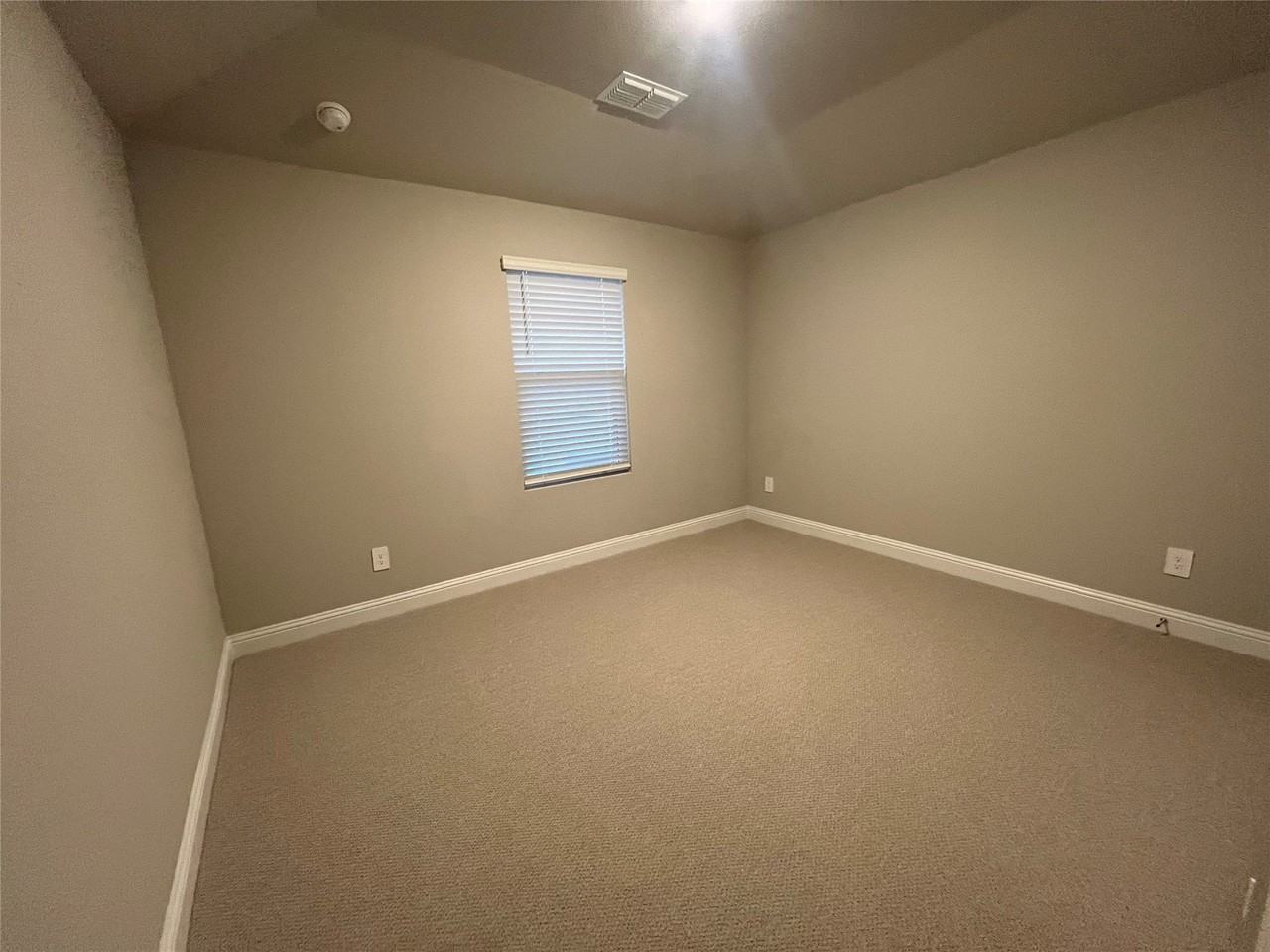 5908 Brittner Dr - Photo 6 of 25