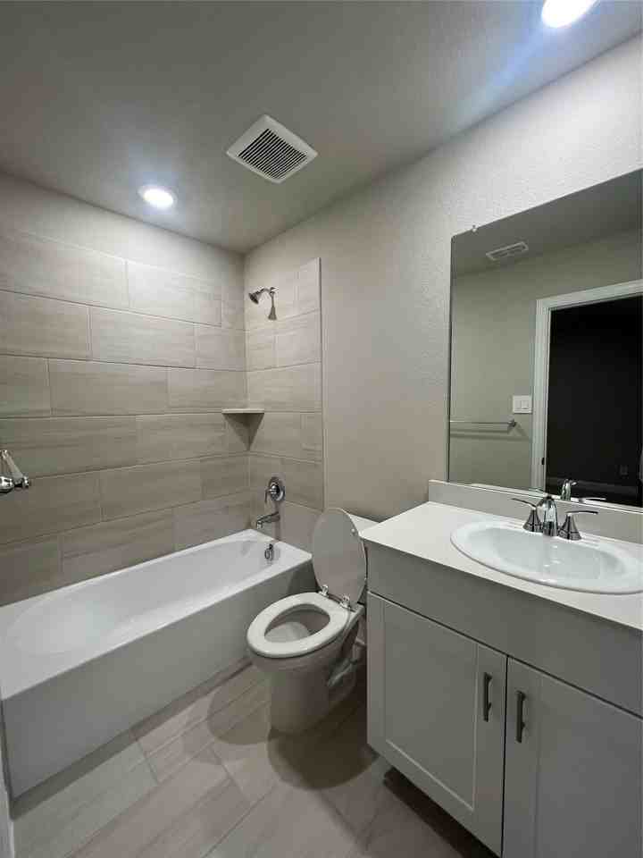 5908 Brittner Dr - Photo 7 of 25