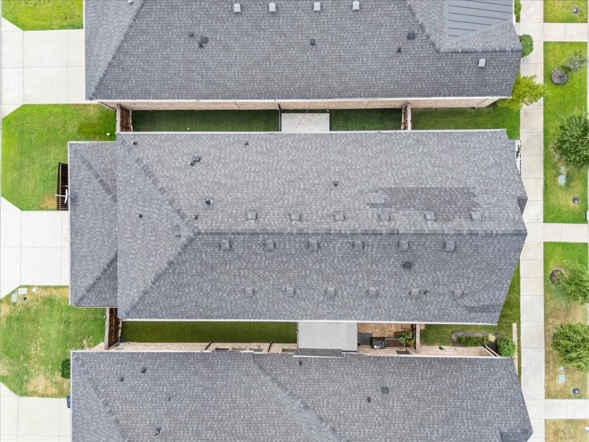12905 Yale Ct - Photo 7 of 35