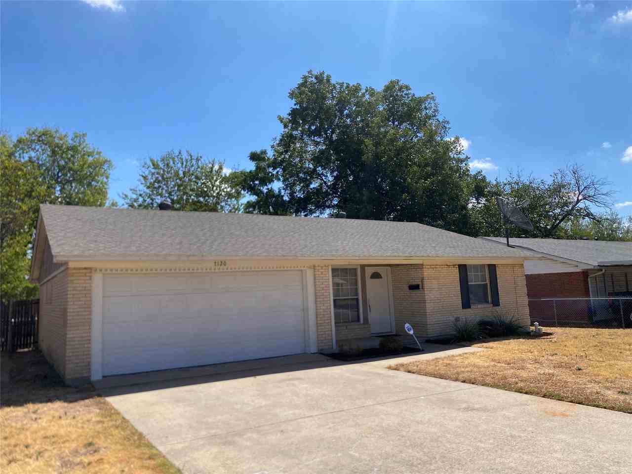 7120 Waycrest Dr - Photo 2 of 16