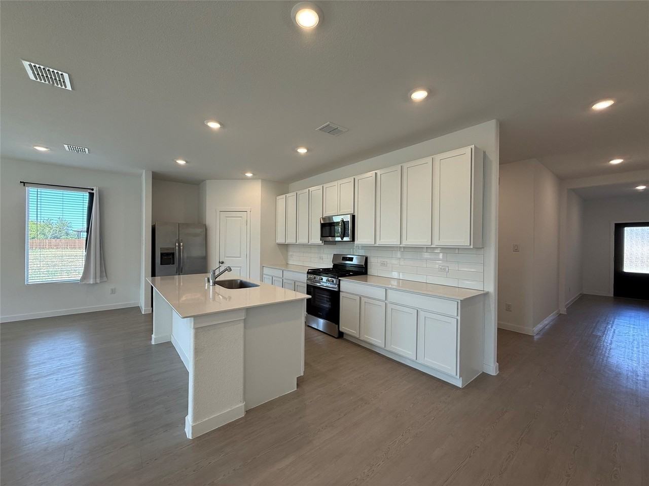 3025 Timber Ridge Dr - Photo 5 of 23