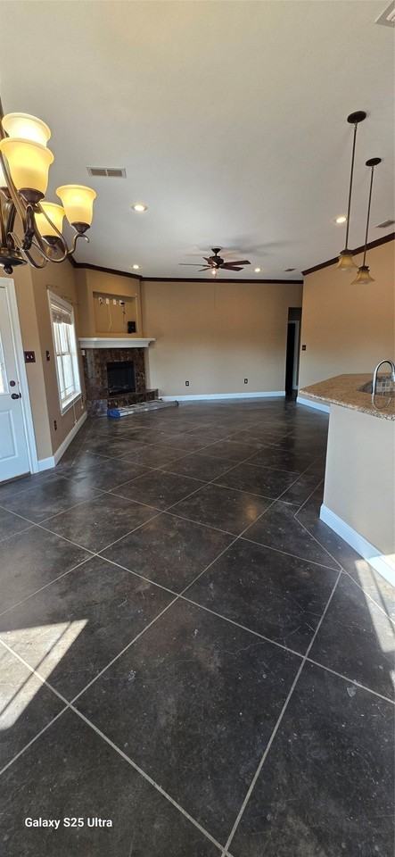 233 Peach Blossom Dr - Photo 4 of 16