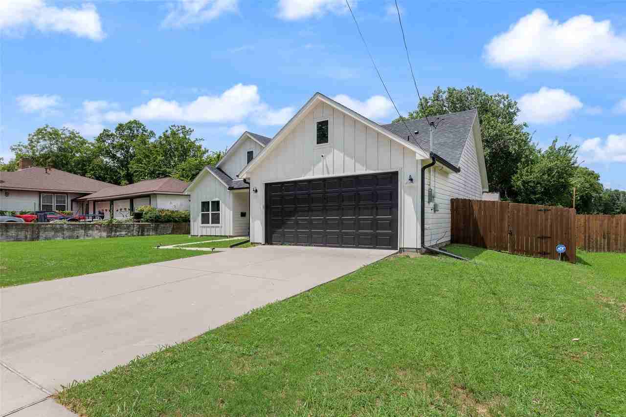 3840 Mcdougal St - Photo 5 of 33
