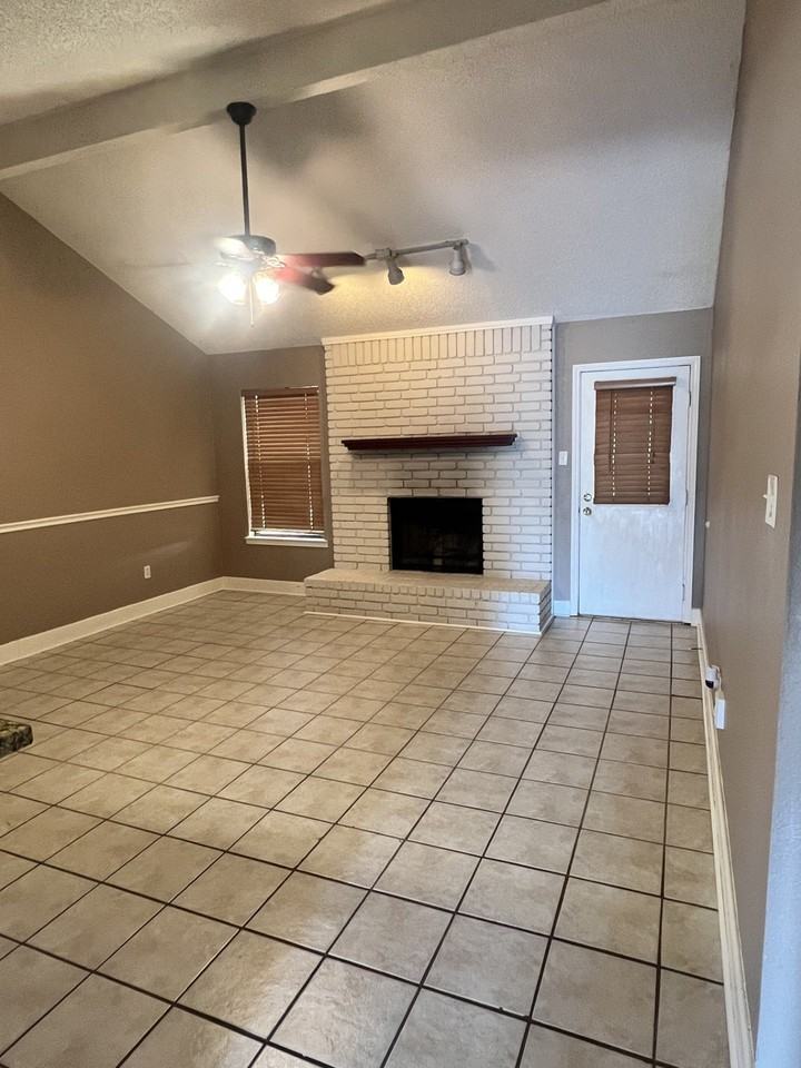 2513 Poppy Ln - Photo 5 of 20
