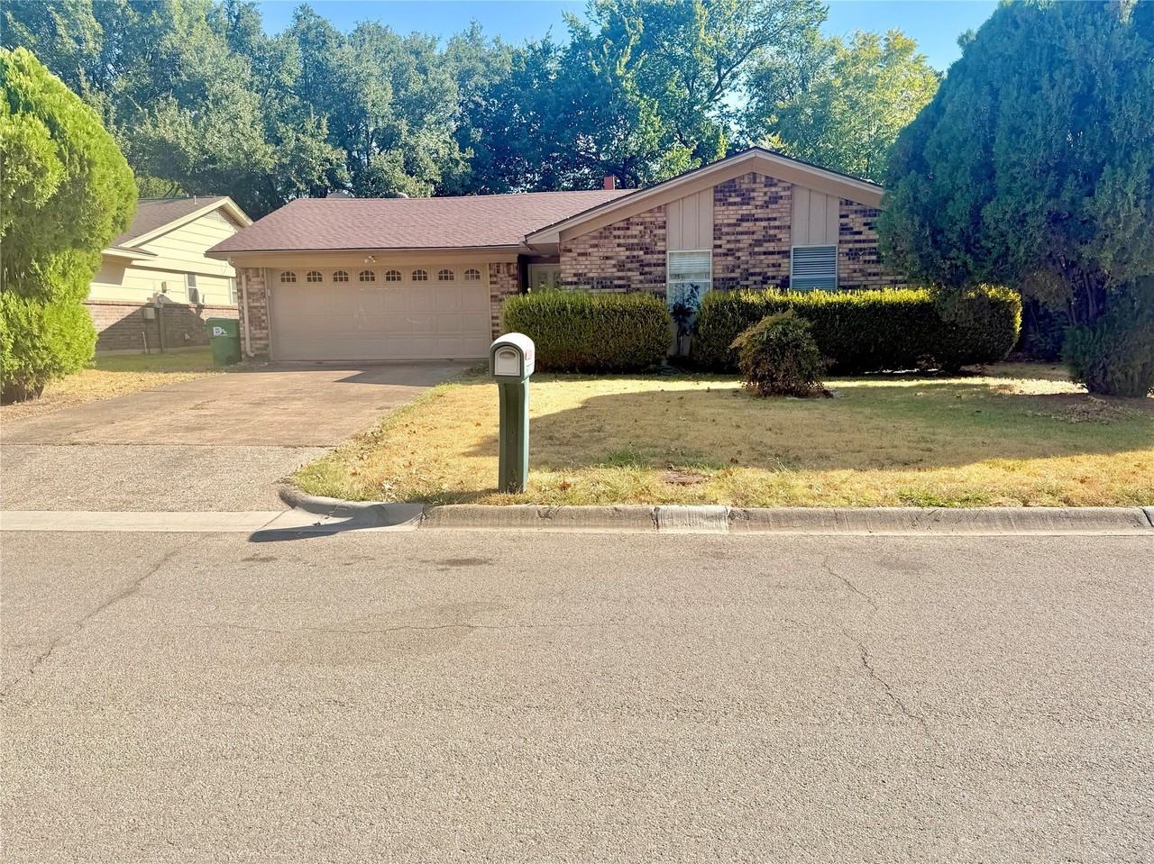 608 Coronado Dr