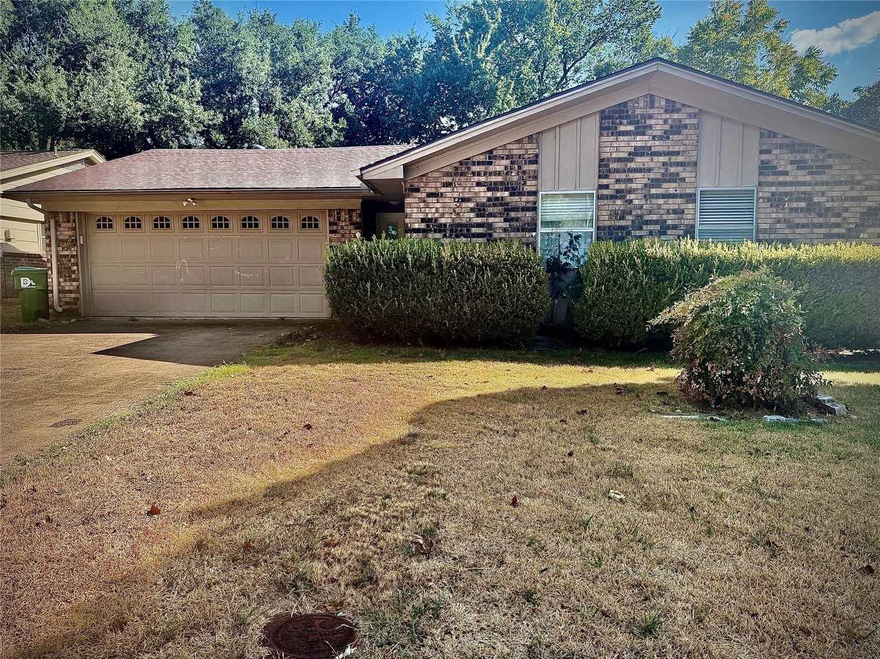 608 Coronado Dr - Photo 2 of 26