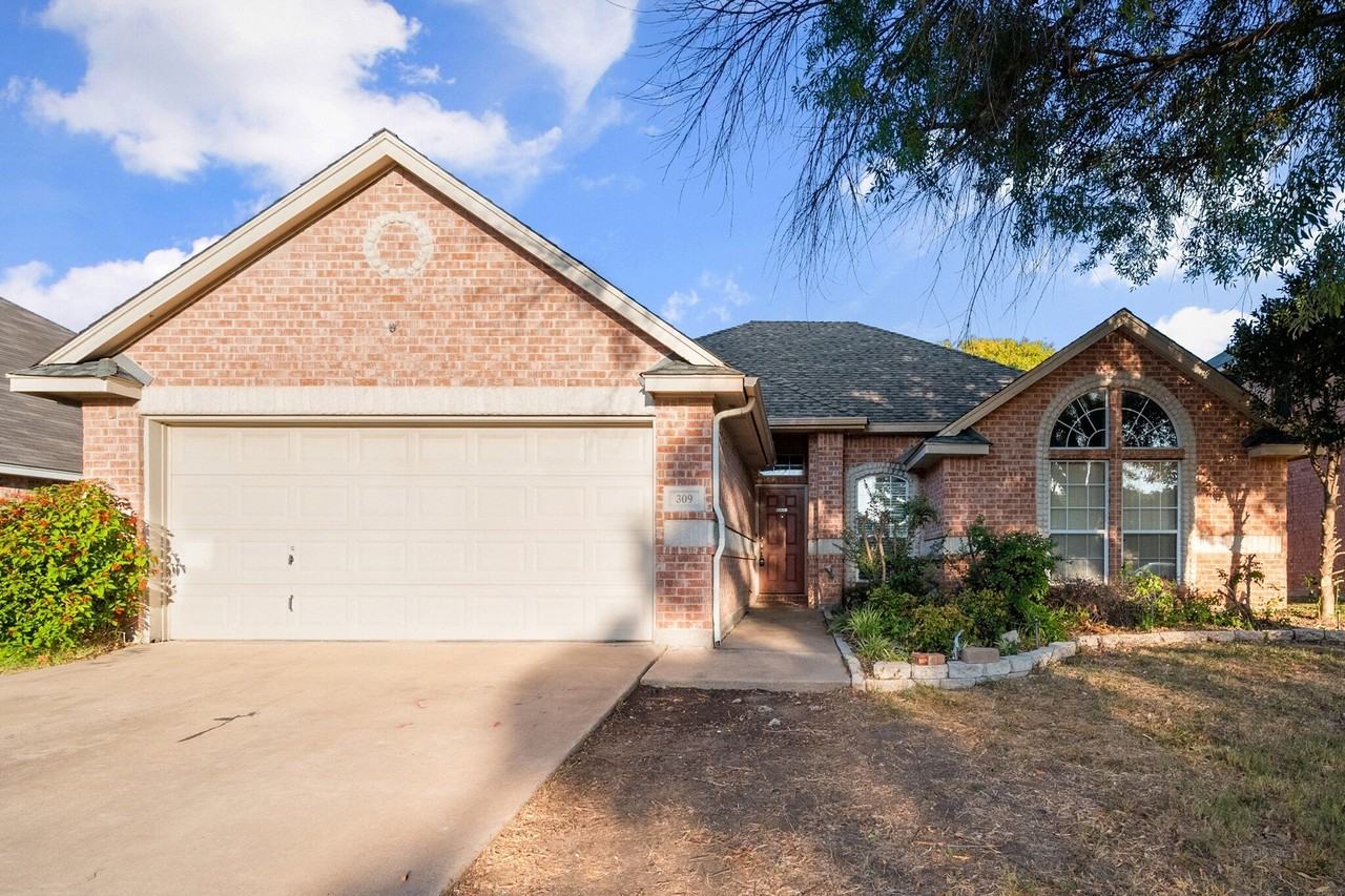 309 Shane Ln - Photo 2 of 20
