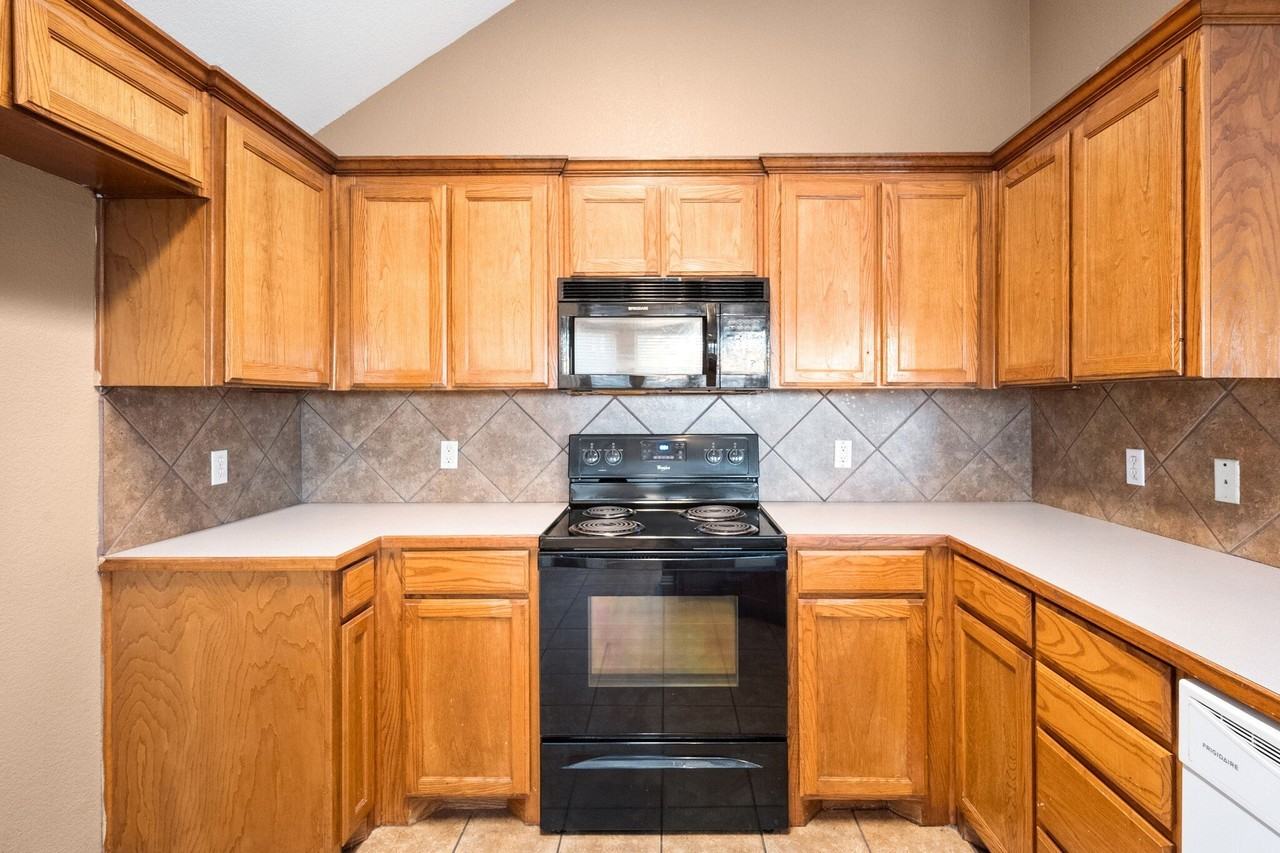 309 Shane Ln - Photo 5 of 20