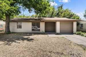featured image of 3812 Acree St