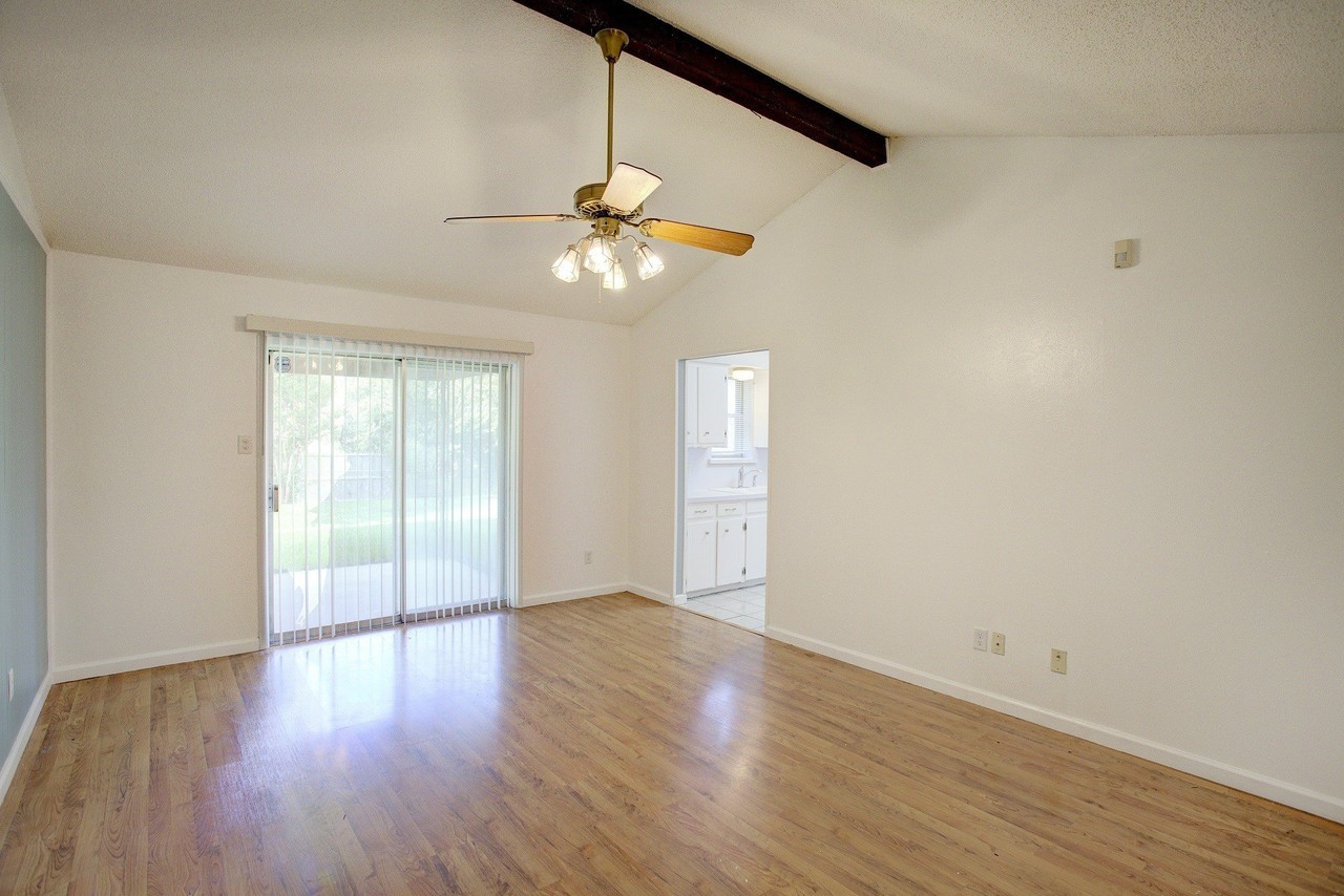 6470 Westrock Dr - Photo 5 of 22