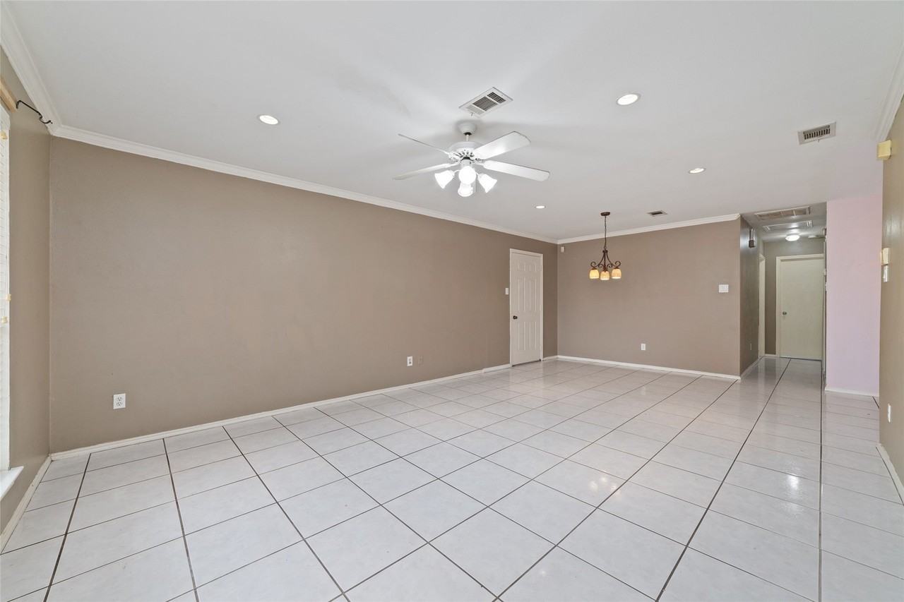 3306 Garrison Ct - Photo 4 of 22