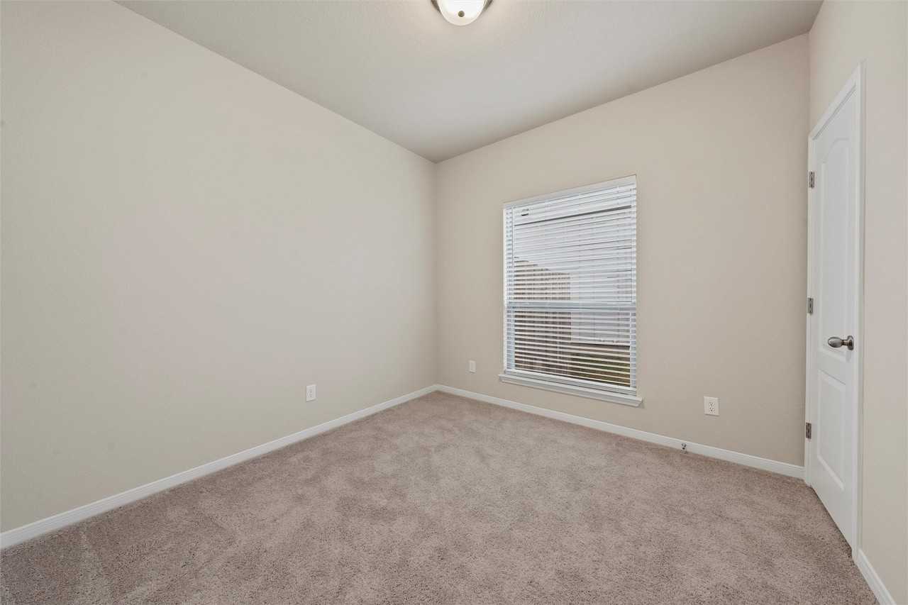 7445 Garden Glen Dr - Photo 6 of 25