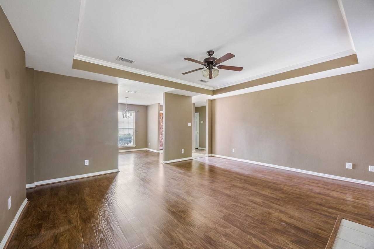 109 Lemley Dr - Photo 6 of 10