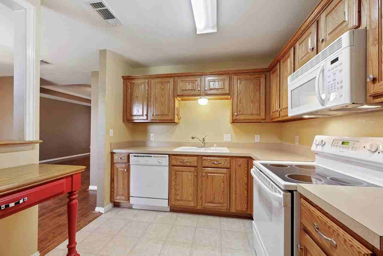 109 Lemley Dr - Photo 7 of 10
