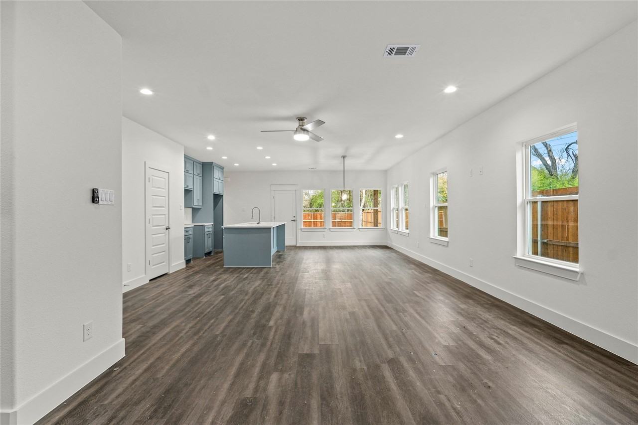 3335 Spring Ave - Photo 6 of 22