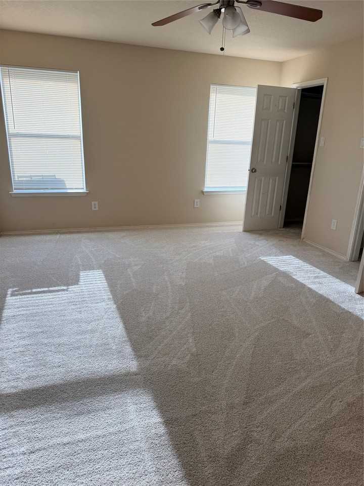1149 Weaver St - Photo 5 of 21