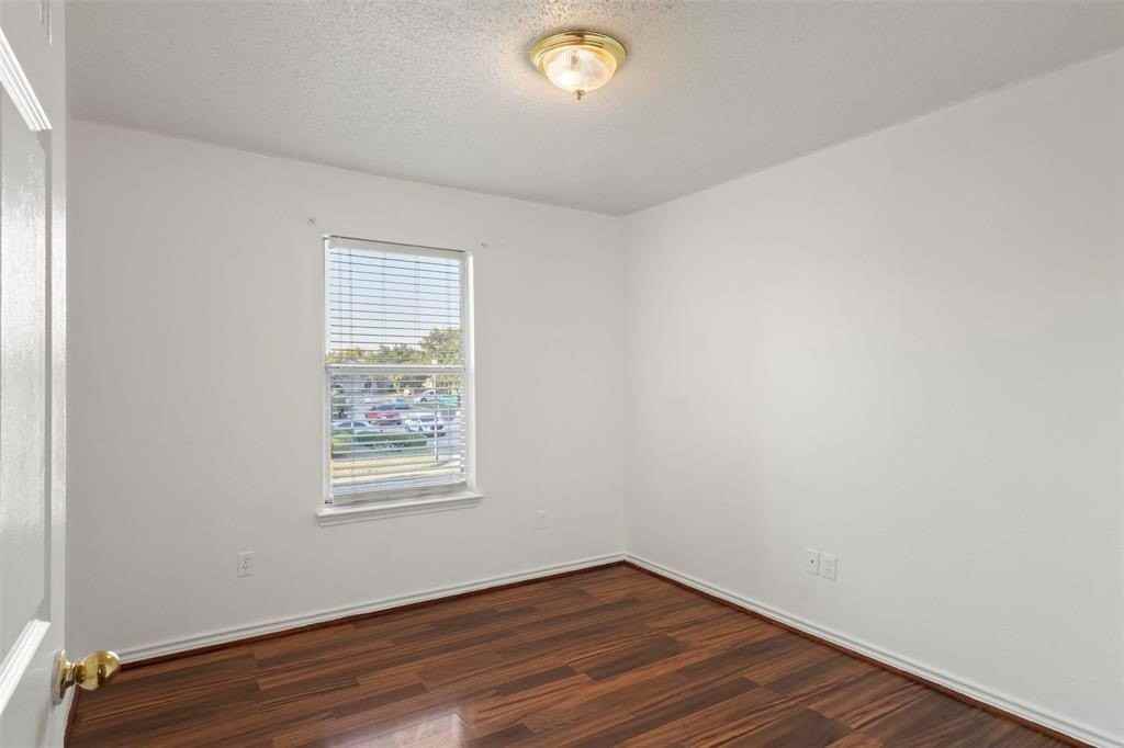 2444 Chinkapin Way - Photo 5 of 11