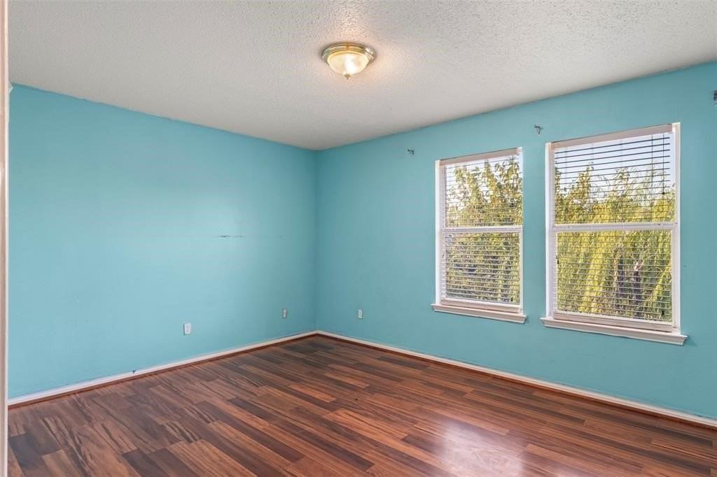 2444 Chinkapin Way - Photo 6 of 11