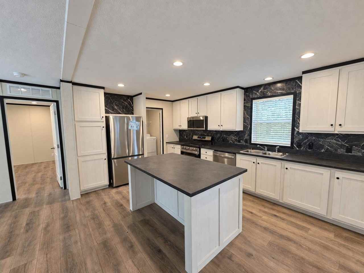 13 Hummingbird Dr #137 - Photo 2 of 14