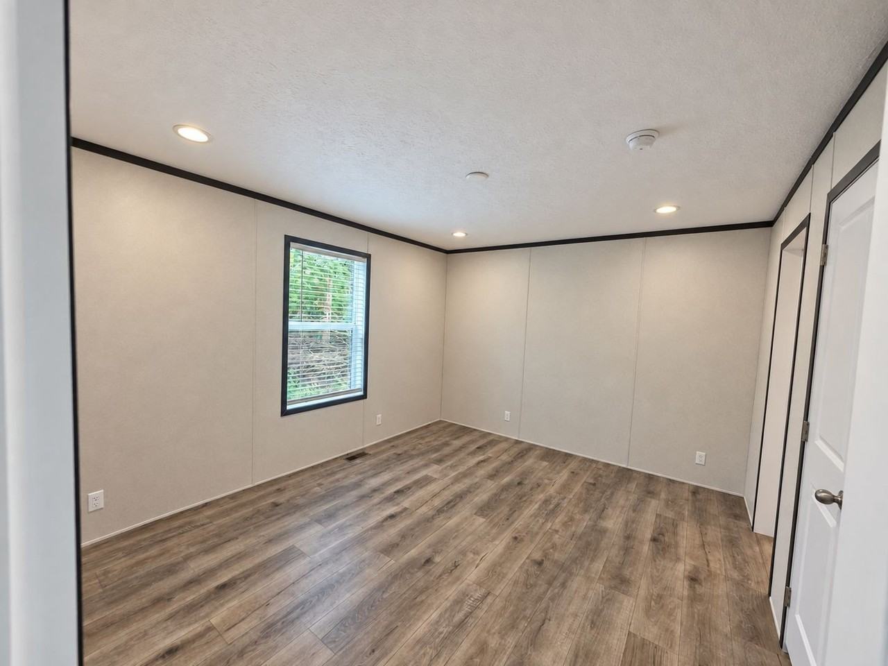 13 Hummingbird Dr #137 - Photo 6 of 14