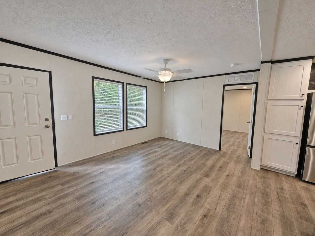 11 Hummingbird Dr #139 - Photo 5 of 14
