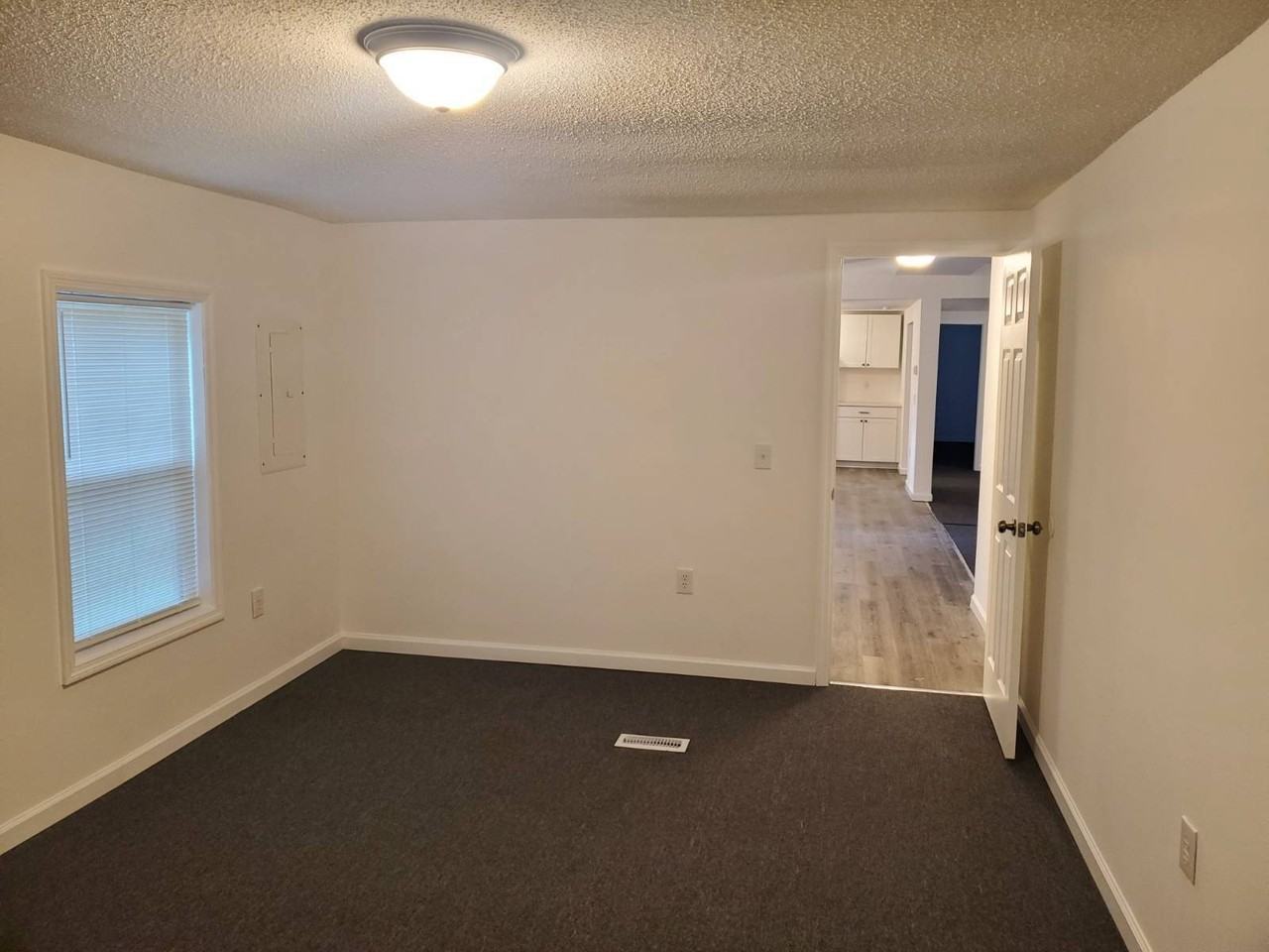 515 Swinson Rd - Photo 5 of 6