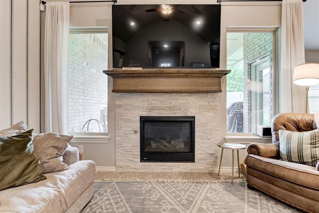 501 Frisco Ridge Rd - Photo 7 of 32