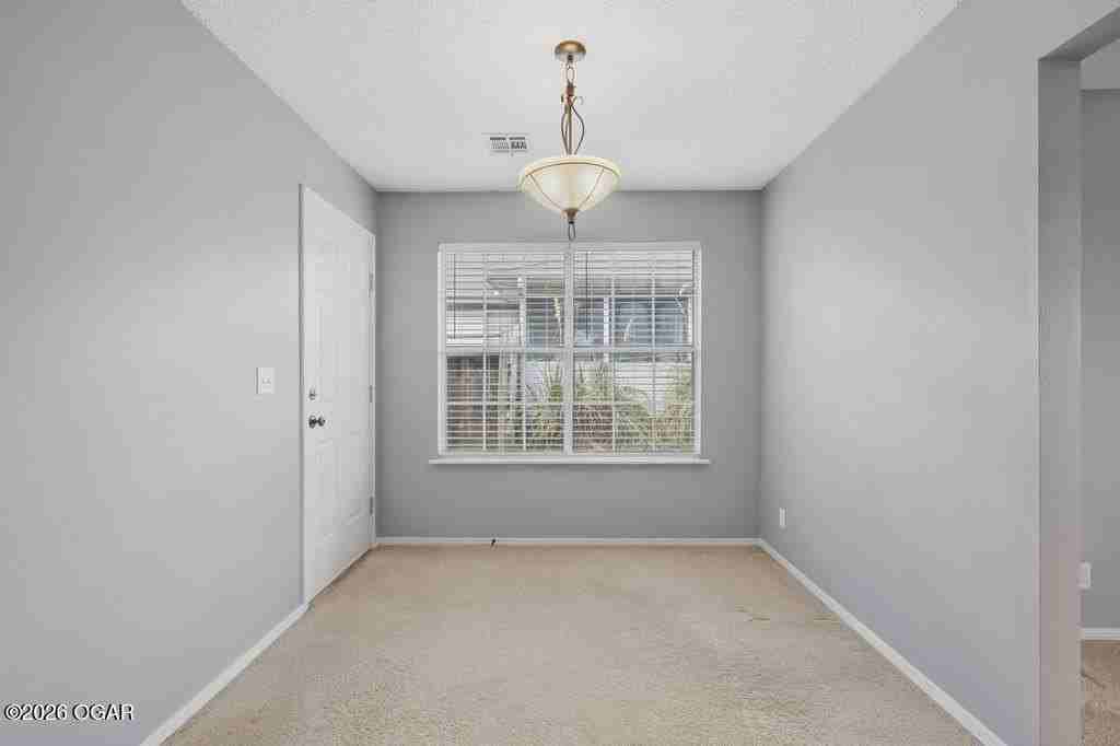 3310 Poplar Ct - Photo 5 of 13