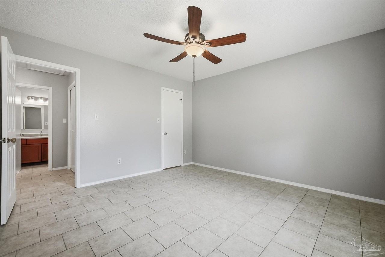 8160 Stonebrook Dr #B - Photo 6 of 28