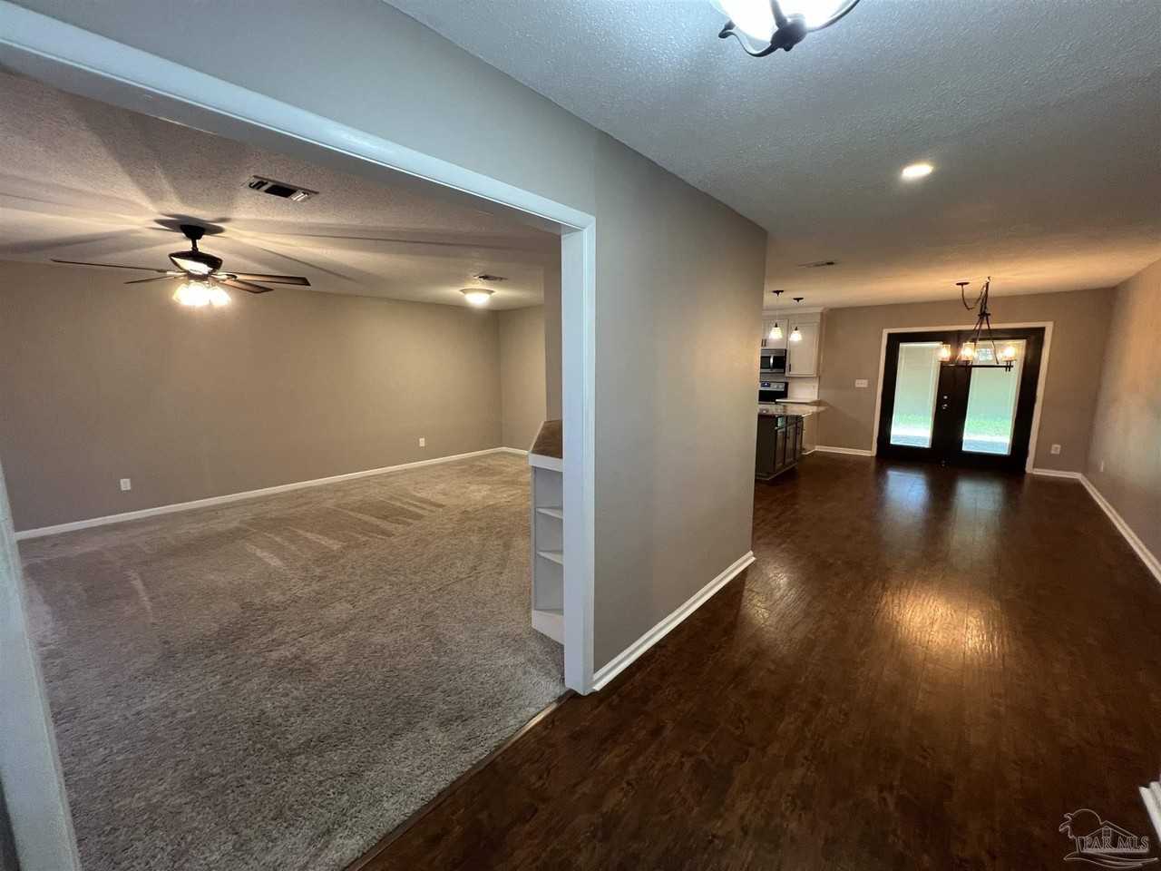 2135 Summit Blvd - Photo 6 of 48
