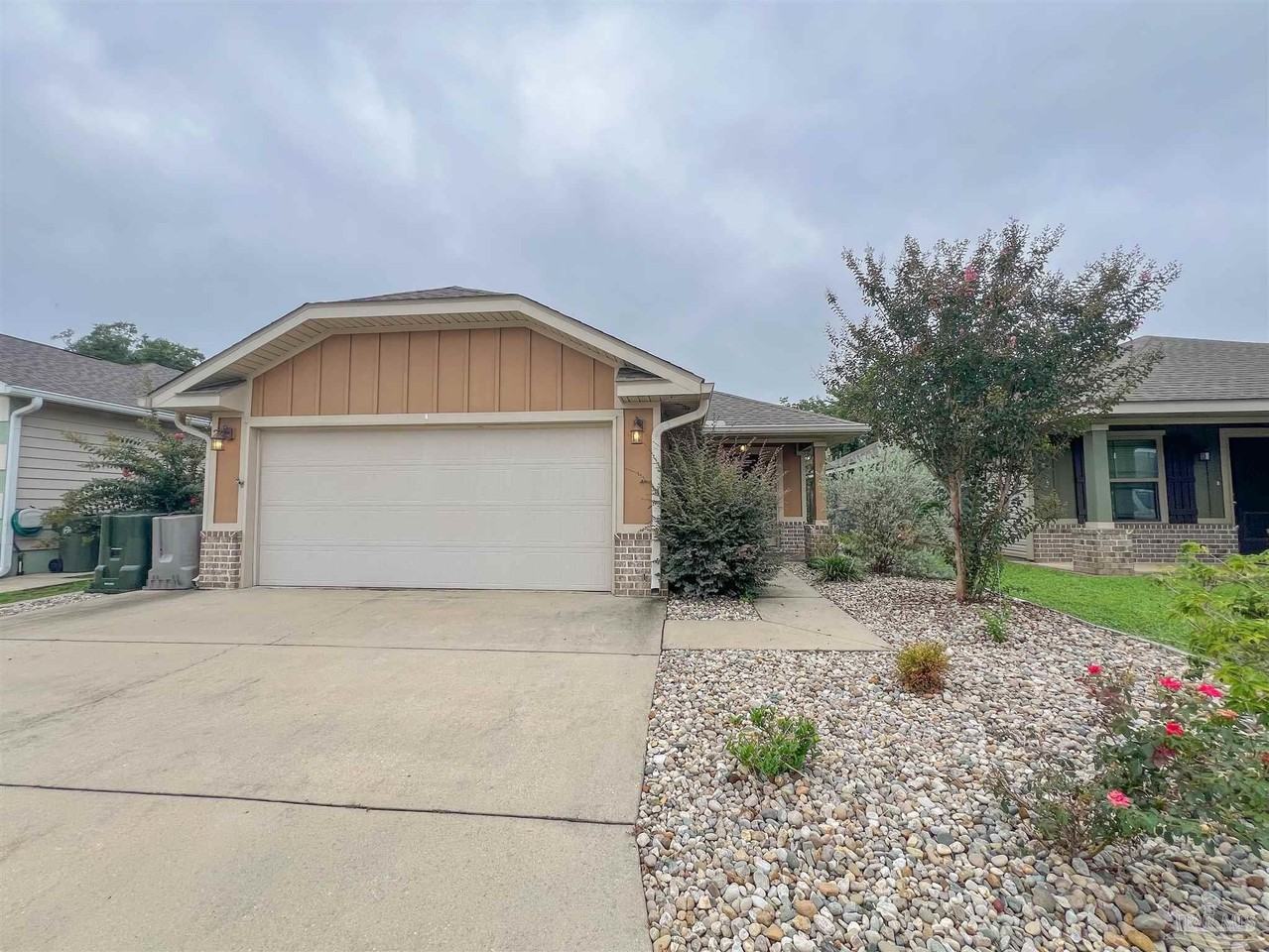 437 Evening Falls Dr