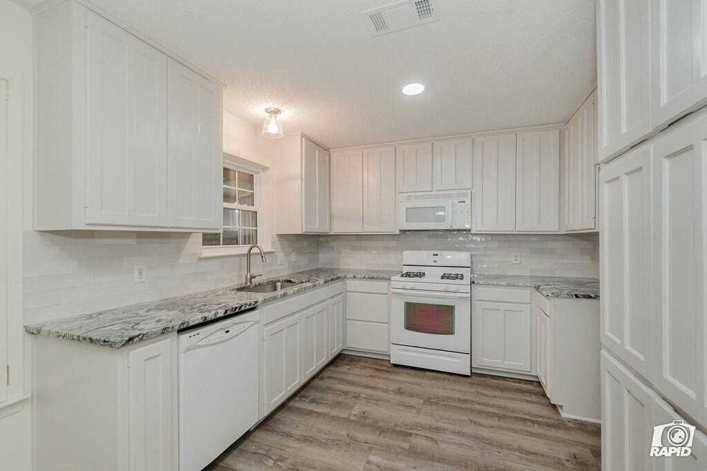 5307 Rio Grande Ave - Photo 6 of 23