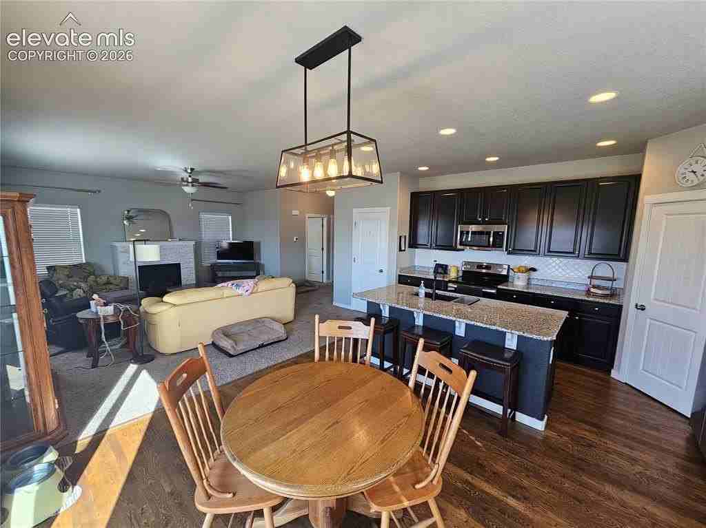 8127 Burl Wood Dr - Photo 6 of 22