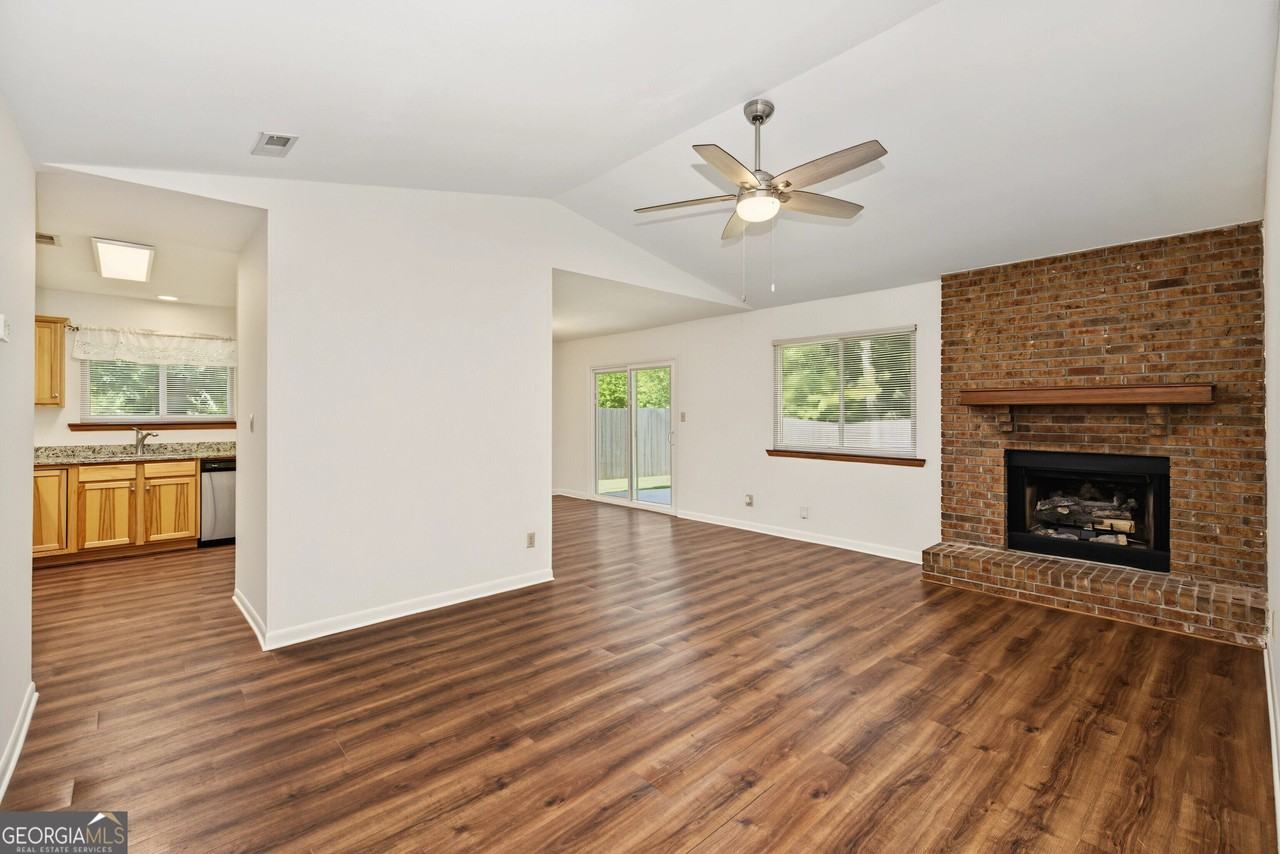 102 Quail Run - Photo 5 of 28