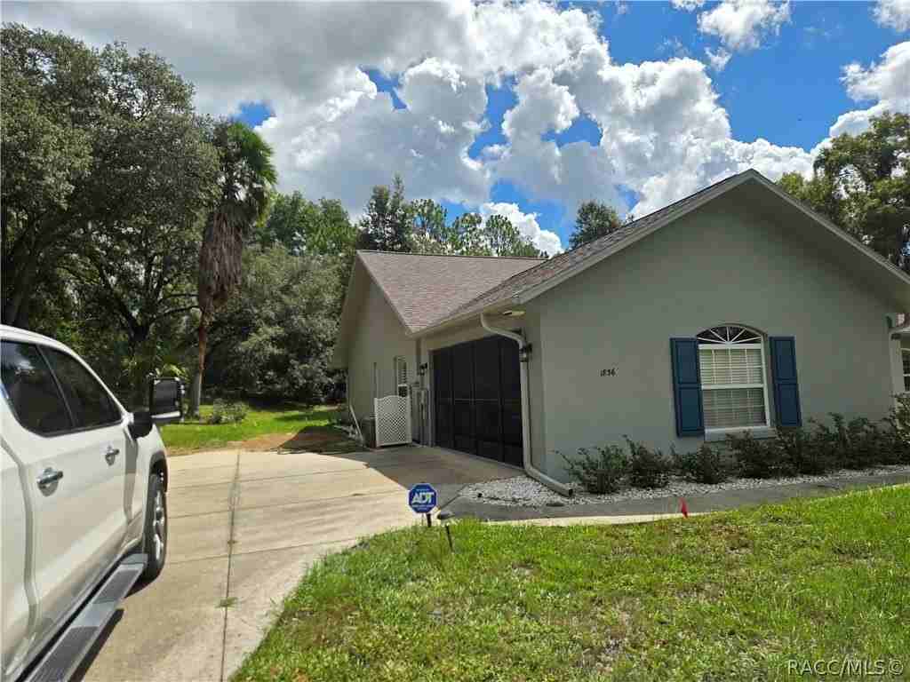 1836 E Monopoly Loop - Photo 3 of 39