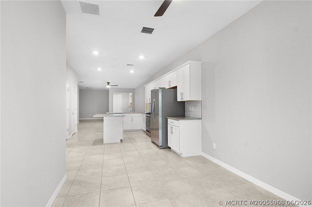 10214 Sw Captiva Dr - Photo 4 of 50