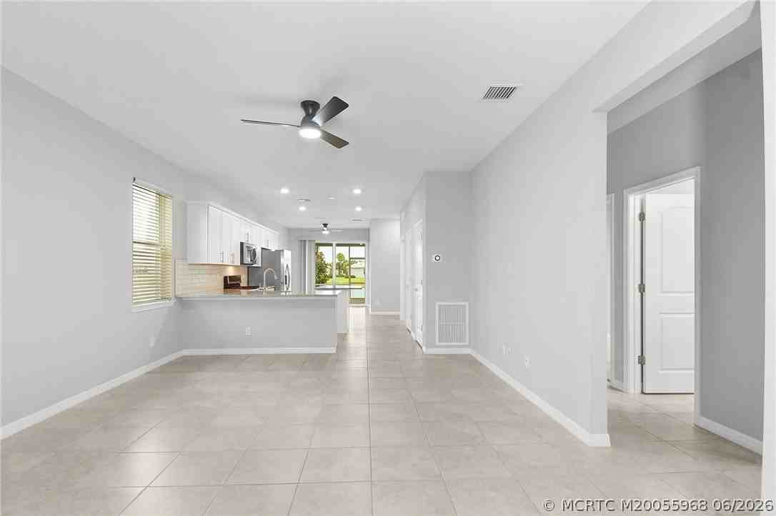 10214 Sw Captiva Dr - Photo 7 of 50