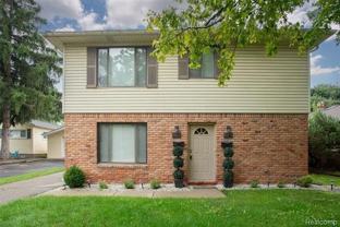 677 Karmada St - Photo 1 of 1