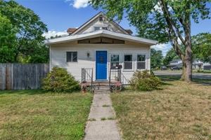 featured image of 19485 Eastwood Dr