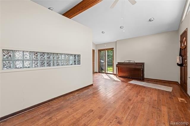 19485 Eastwood Dr - Photo 7 of 16